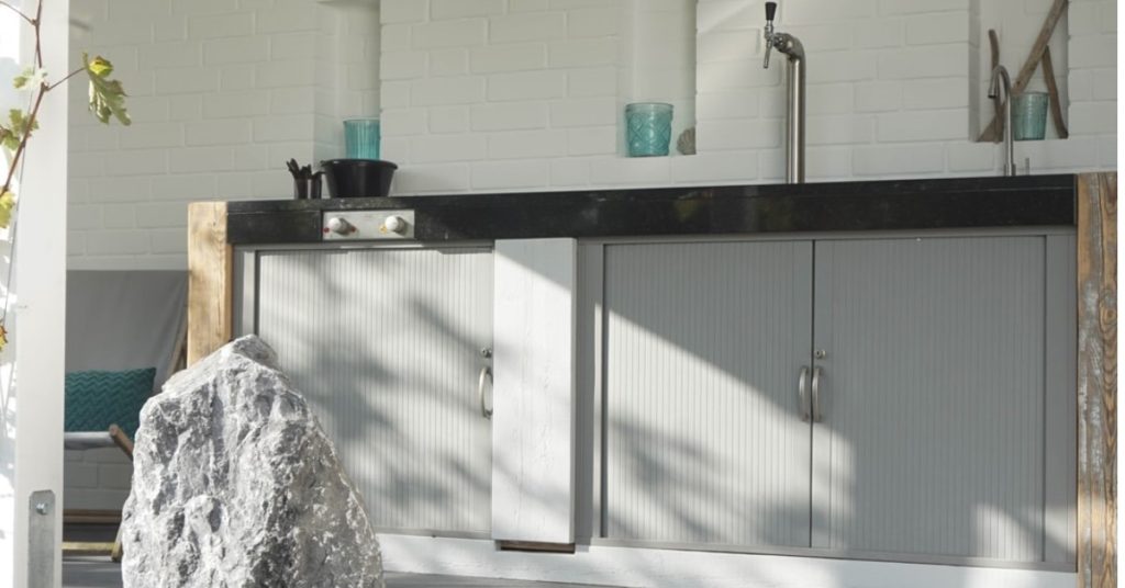 Most Exemplary Woodlands Tx Outdoor Kitchen Designers 1 Your outdoor kitchen should be convenient, beautiful, and practical. Get the kitchen of your dreams with the best outdoor kitchen designers.